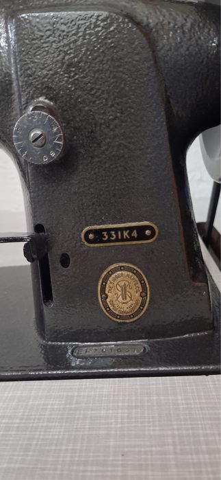 Maquina de costura Singer