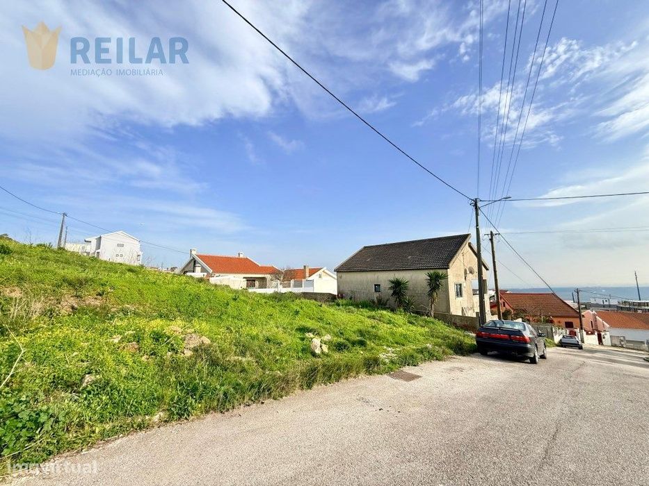 Vialonga - Terreno 341 m2