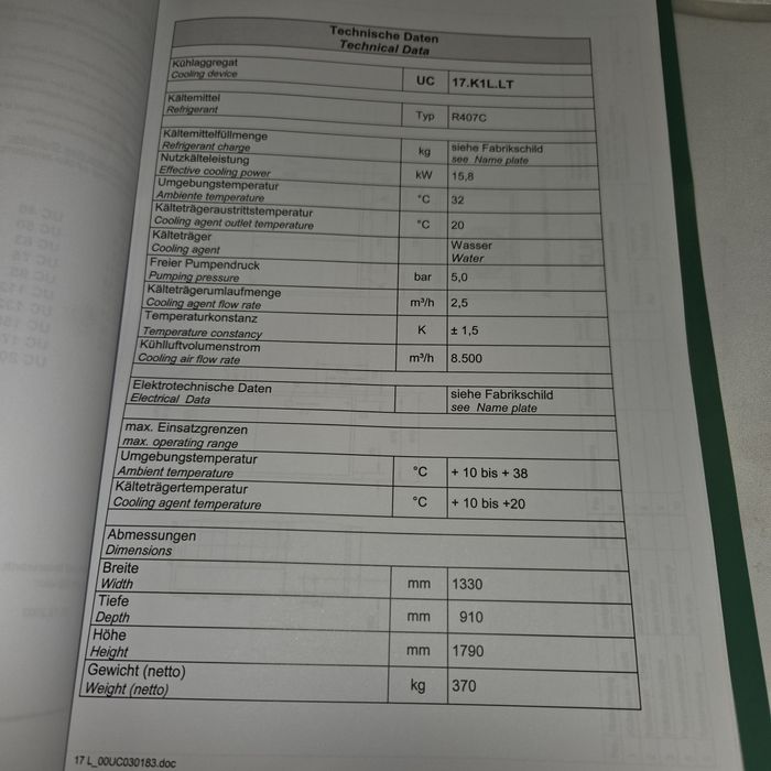 Chiller 15 kW z modułem hydraulicznym