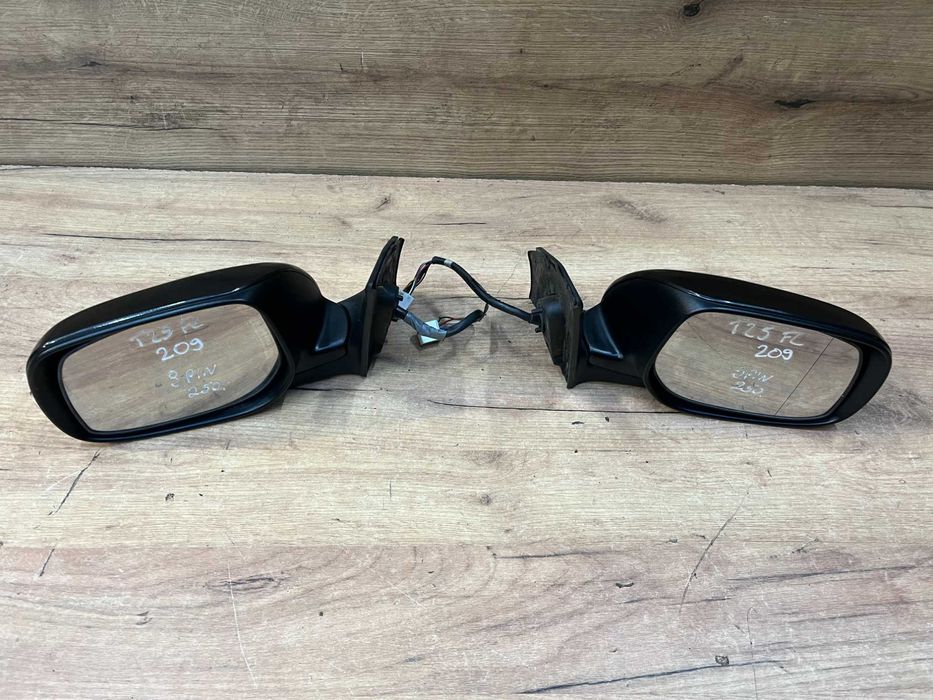 Lusterko boczne lewe prawe Toyota Avensis T25 Lift kolor 209