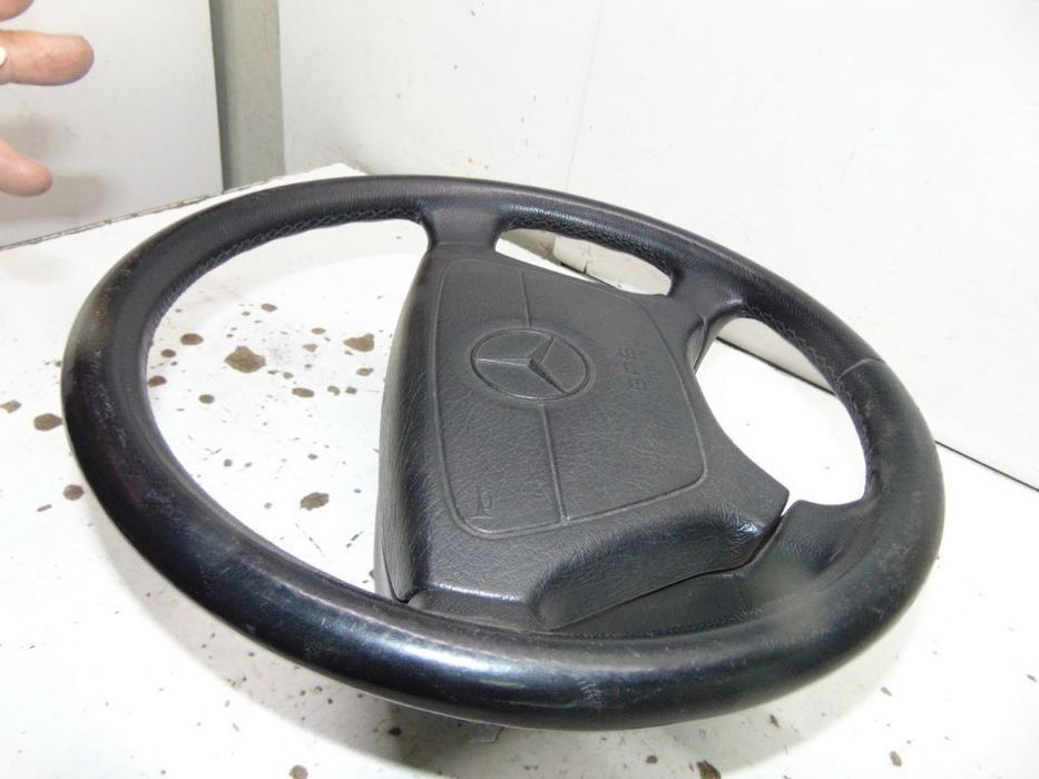 Mercedes c 1998 ou E volante