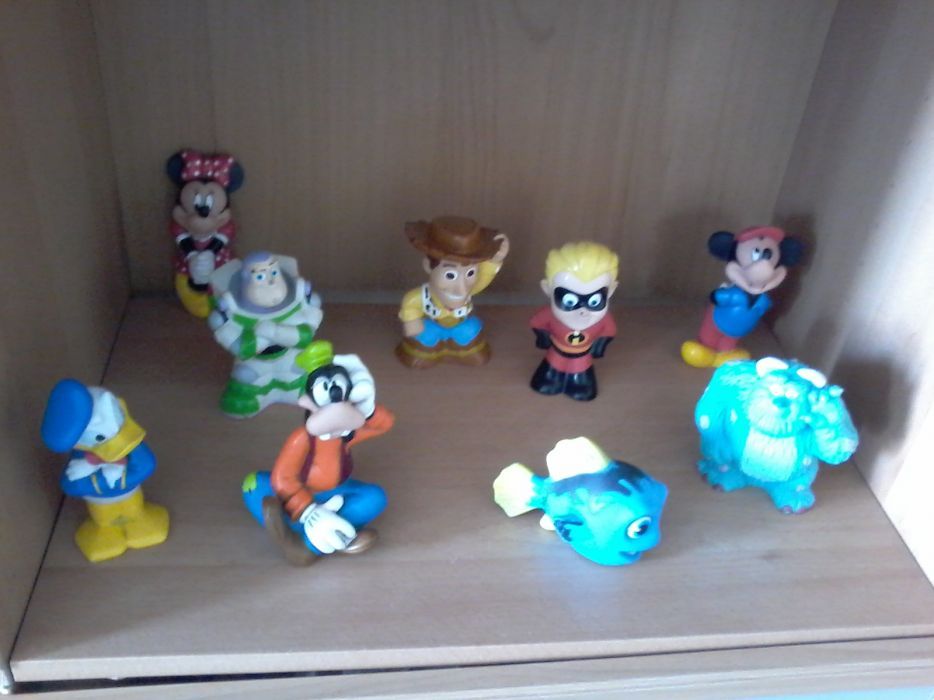 Disney vários bonecos