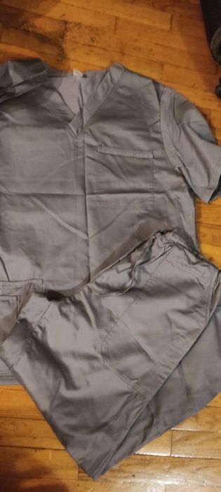 Медицинский костюм