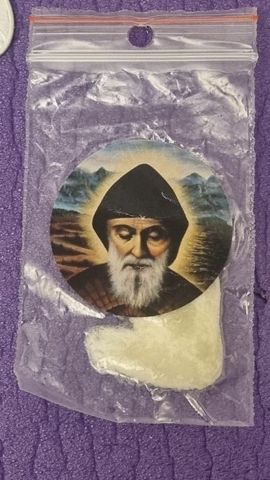Śliczny Różaniec z Gwadelupe.Meksyk +Relikwia Św.Charbela