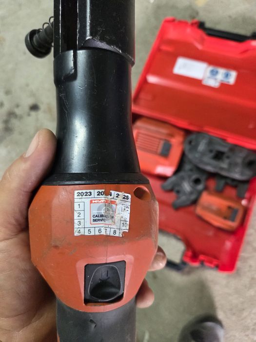 Zaciskarka Hilti NPR 19-A zestaw