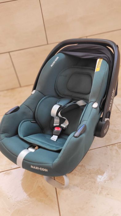 Автокрісло MAXI-COSI CabrioFix i-size