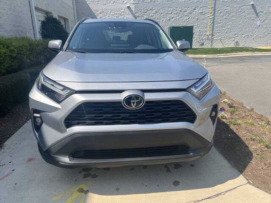 Toyota RAV4 Adventure      2023