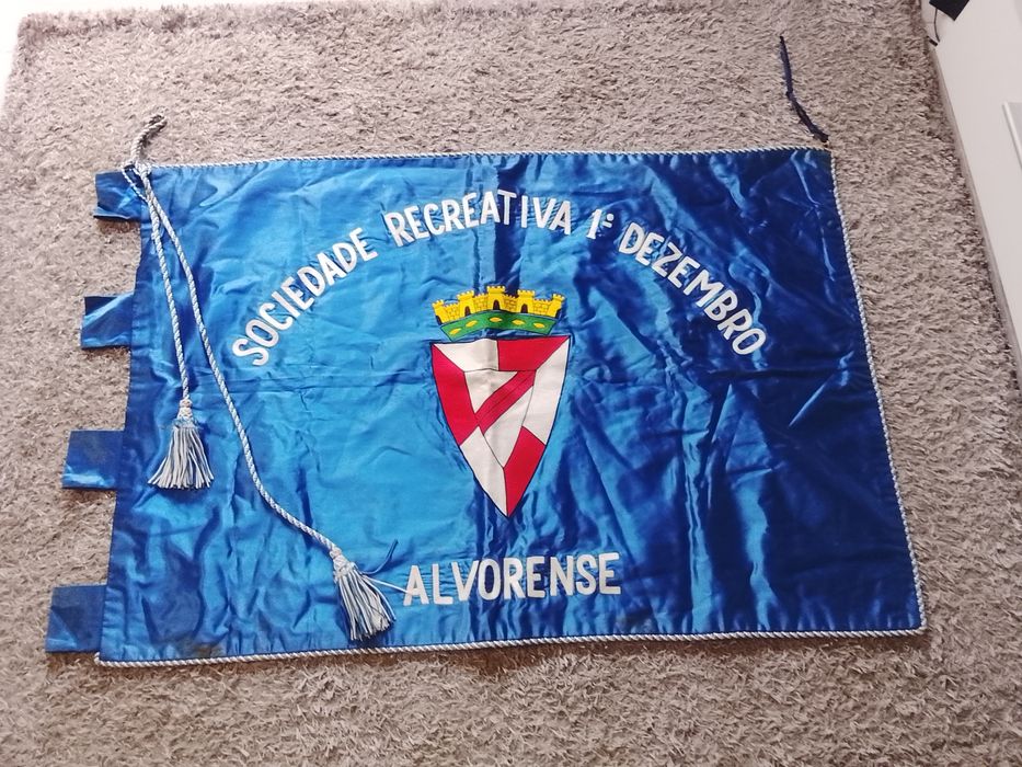 Estandarte da (sociedade recreativa alvorense)