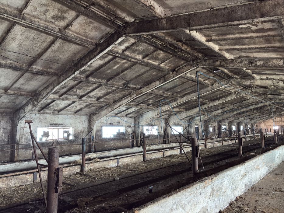 Земельна ділянка комерційного / промислового призначення + житло