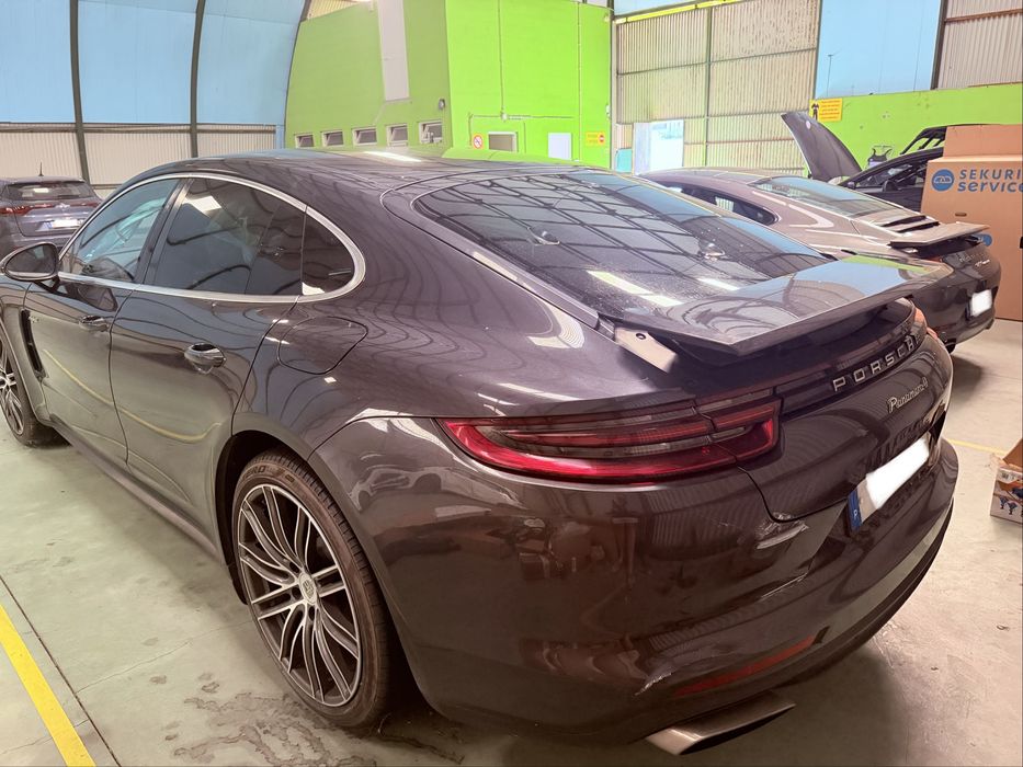 Porsche Panamera E-hybrid plugin 462CV a trabalhar e andar 2017