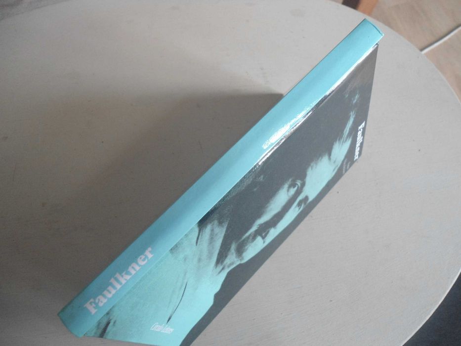 Faulkner por Peter Nicolaisen
