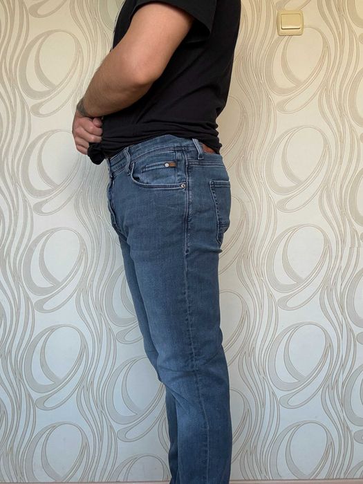Продам джинсы Colin's 33х32 (XL)