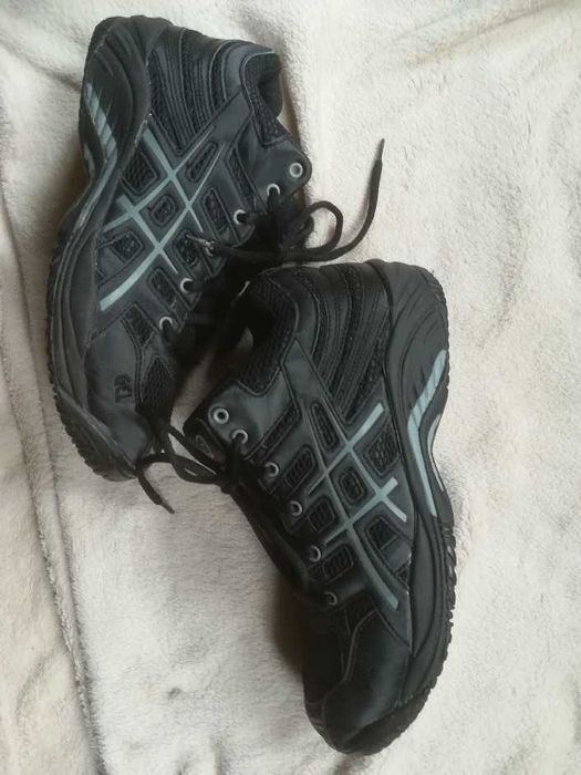 Buty Asics rozmiar 40,5
