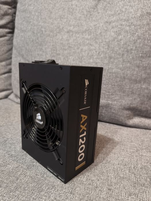 Zasilacz komputerowy Corsair AX1200