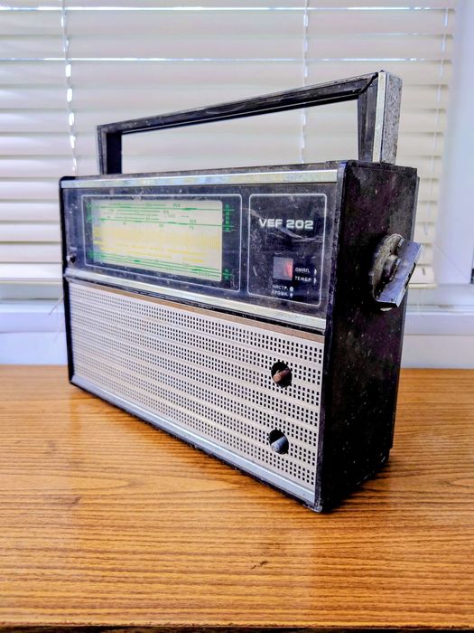 Радіоприймач ВЕФ 202 Радиоприёмник VEF 202