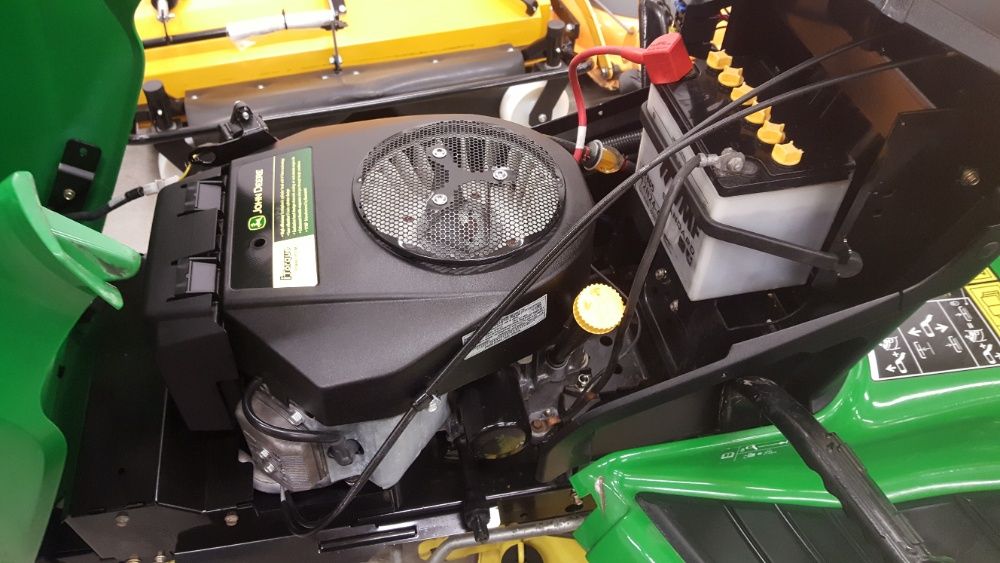 Traktorek John Deere Kawasaki Super Stan Silnik 2 cylindry TRAK TOM