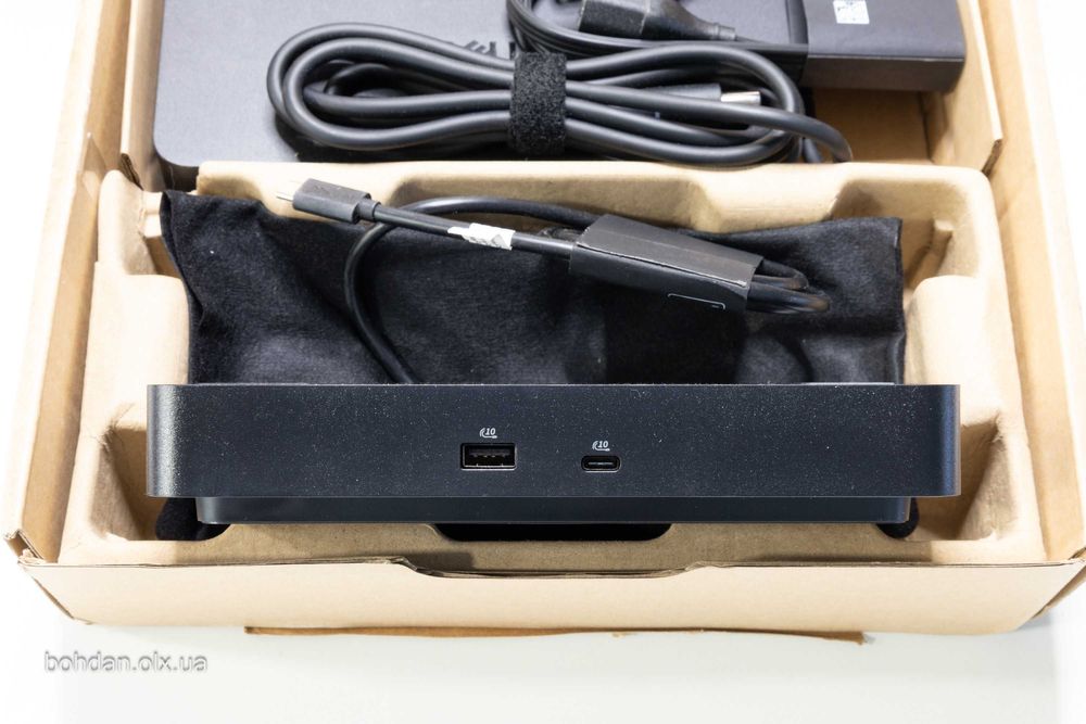 Dell Pro Thunderbolt 5 Smart Dock SD25TB5