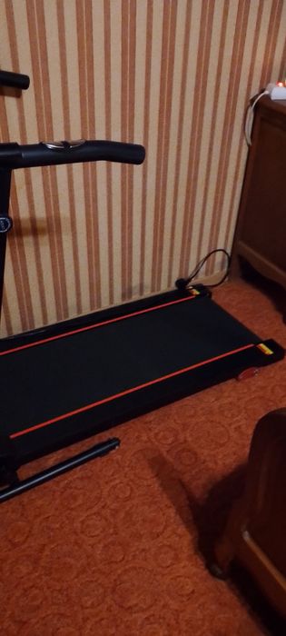 Bieżnia treningowa elektryczna