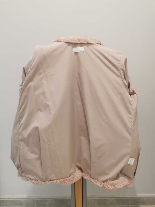 Casaco de senhora c/capuz em pelo sintético