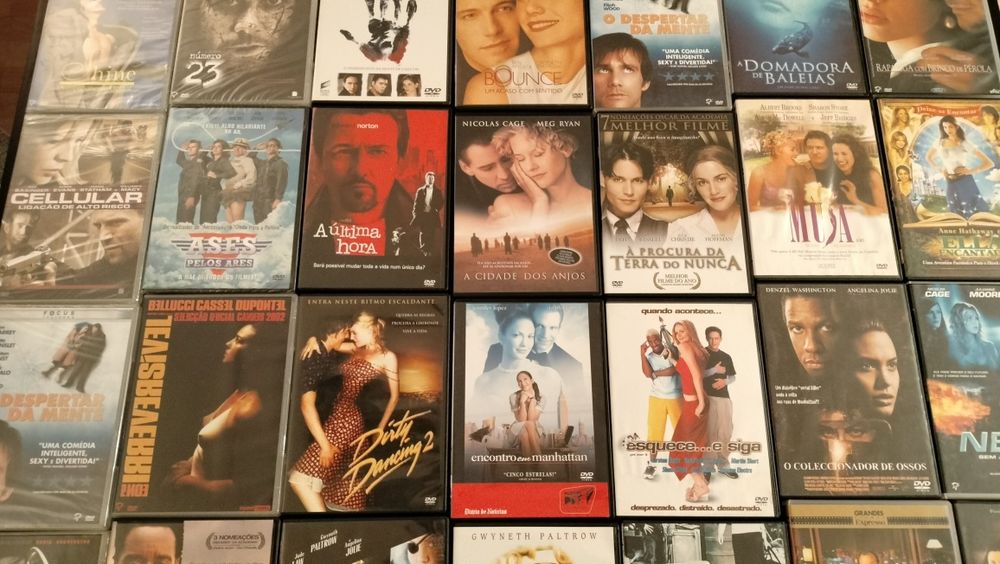 45 DVD originais. Alguns nunca usados e com plastico