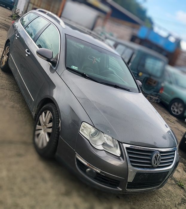 Volkswagen Passat b6 zderzak przedni