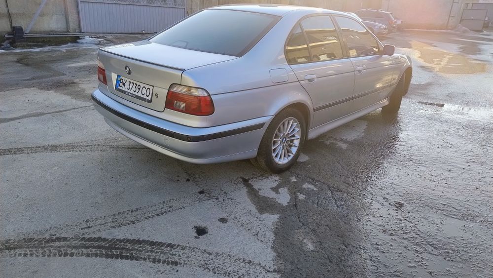 BMW 5 Е39 528І газ/бензин