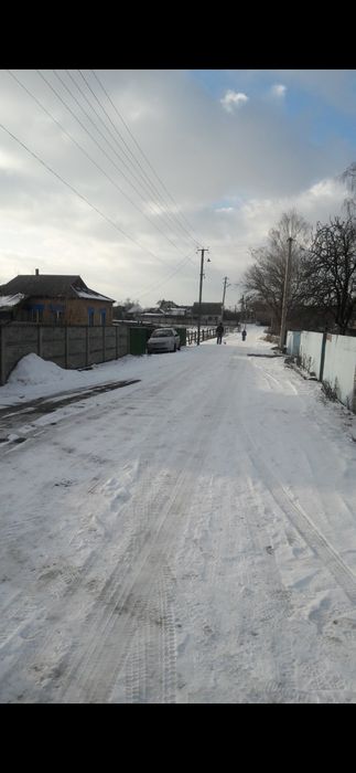 Продається будинок від власника з садом і великим городом
Київська обл