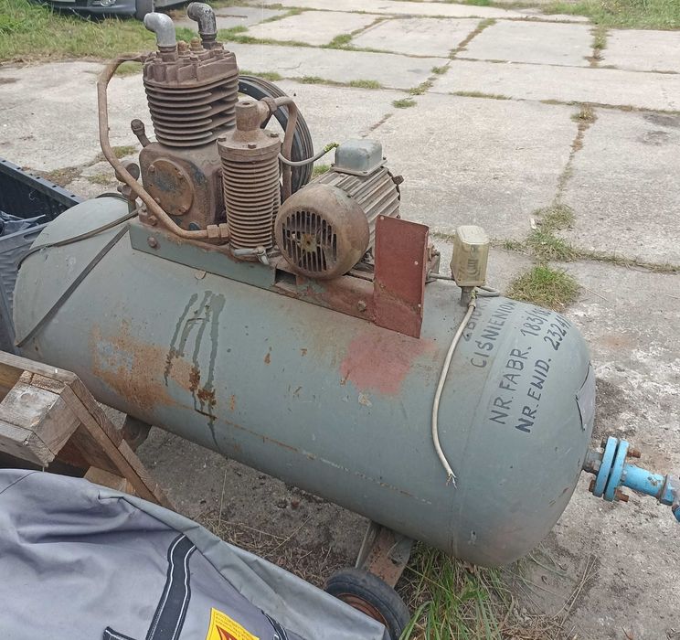 Sprężarka kompresor Celpa 3kW 400l