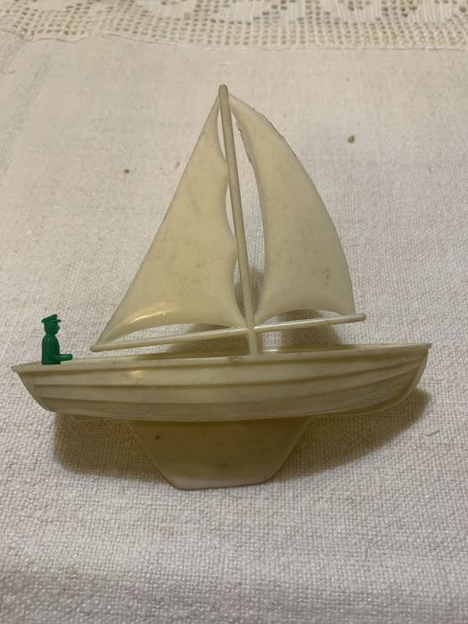 Barco a vela brinquedo Hercules