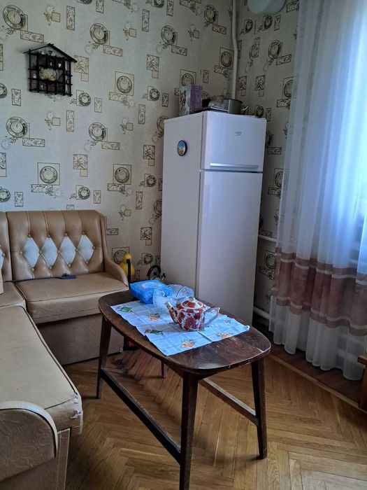 Продам 2-х этажный дом, выход к РЕКЕ. Гараж.