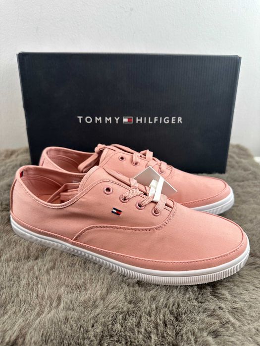 Buty damskie trampki tommy hilfiger essential kesha 40