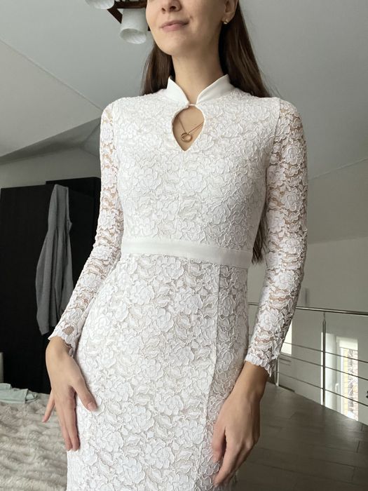 Весільна сукня з мережива S