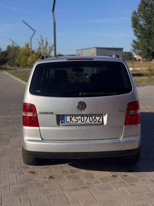 Продаю VW Touran 2003