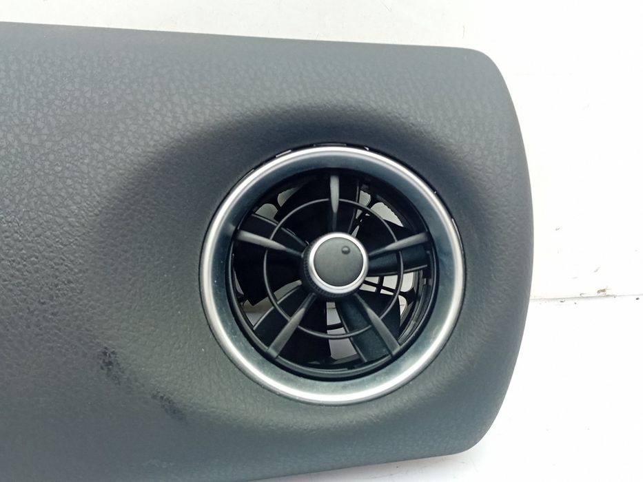 Moldura da consola central / rádio / aro TOYOTA Yaris (_P13_)