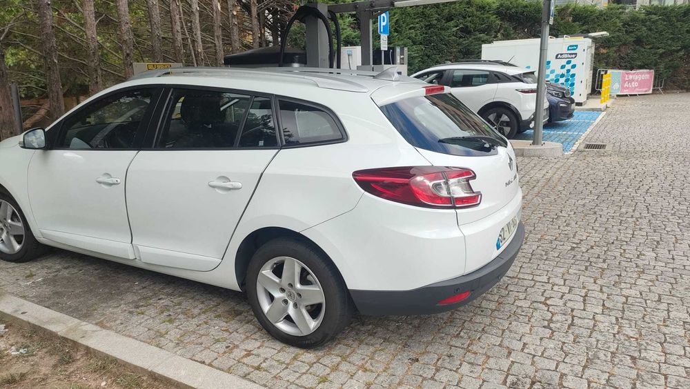 Renaut Megane III ST 1.5 dCi Confort 95cv 2014 excelente estado -Distribuiçao Mudada muito economica