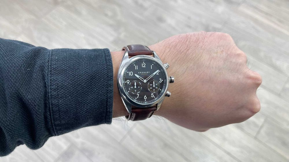 Smartwatch hybrydowy KRONABY APEX 43