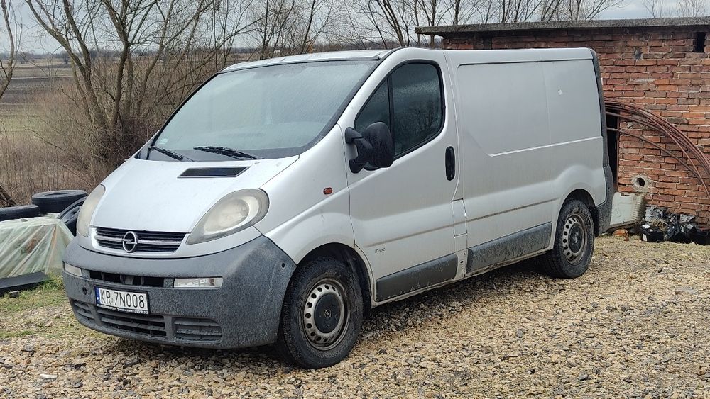 Opel Vivaro 1.9 CDTi 2002 rok
