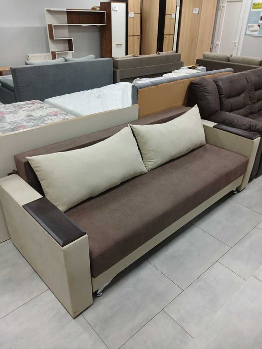 Недорогий новий розкладний диван