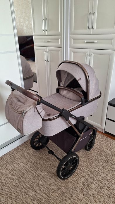 Візочок Carrello Aurora 2 в 1