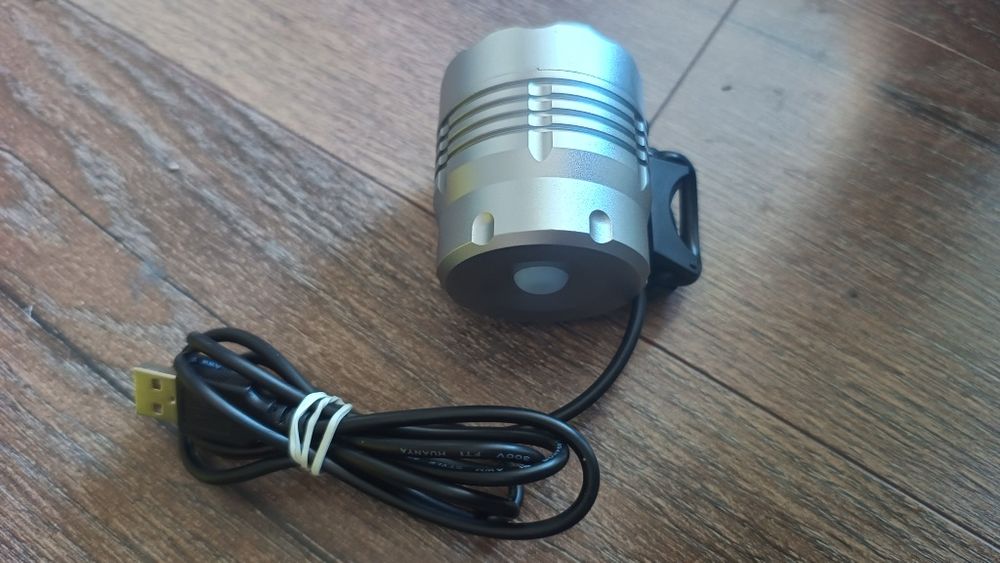 Latarka na rower 5xT6  3 tryby usb