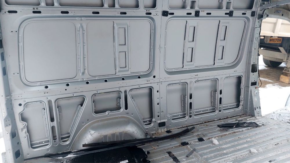 Кузов Mercedes sprinter 907 ,910