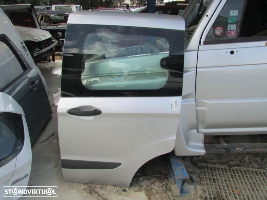 Porta Lateral Esquerda Ford Transit Courier