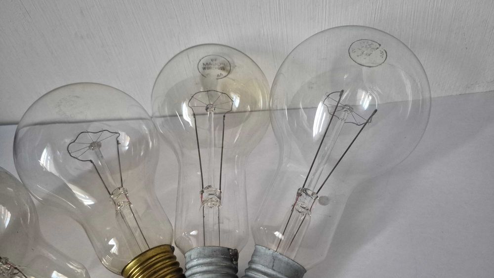 żarówka 200 W Polam tradycyjna E27