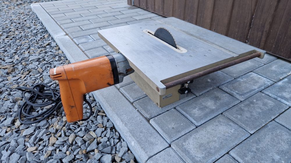 Mini pilarka piła stołowa zgrabna, VEB