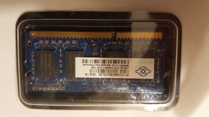 Продам оперативну пам'ять SODIMM DDR3(Nanya NT1GC64BH8A1PS-BE) 1GB