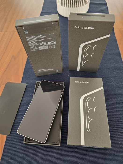 Samsung S26 Ultra 1TB, 512GB, 256 NOVO/SELADO. Troca/retoma. Fatura,garantia