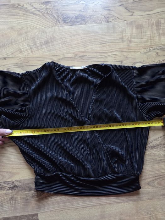 Crop top na krótki rękaw Reserved S