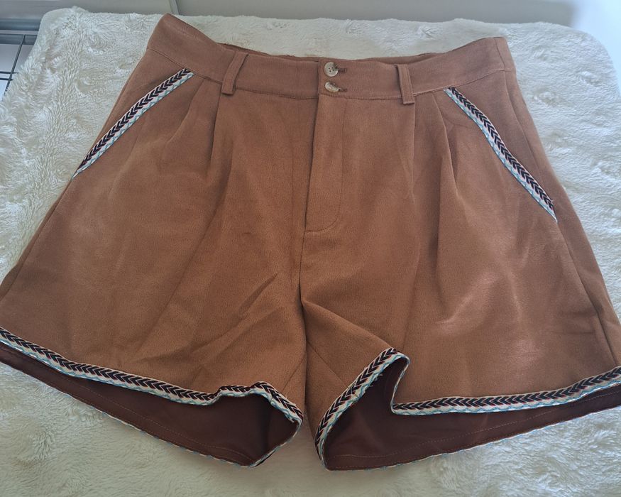 Nowe szorty z wysokim stanem