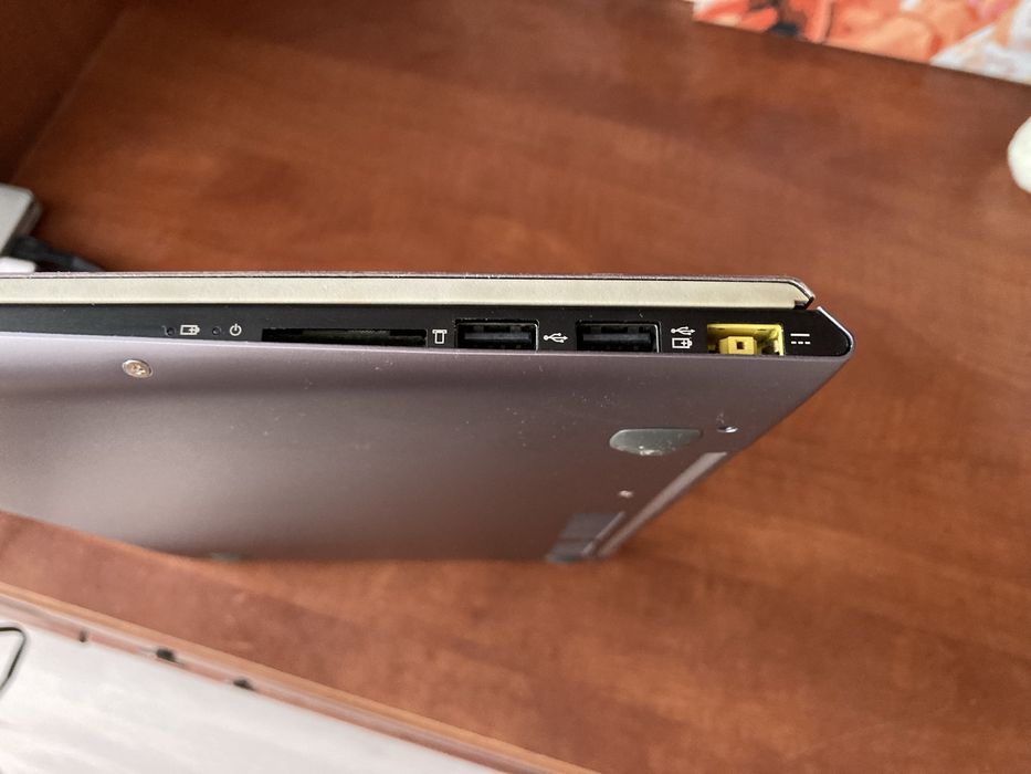 Ноутбук Ультрабук Lenovo IdeaPad u330p і5 8/256gb SSD