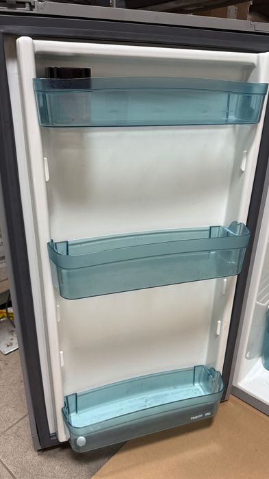 Холодильник Thetford N150 для кемпера / каравана 12V 220V газ